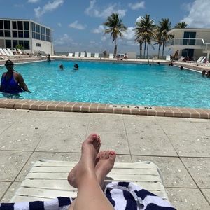 Meet your Posher, Shelly